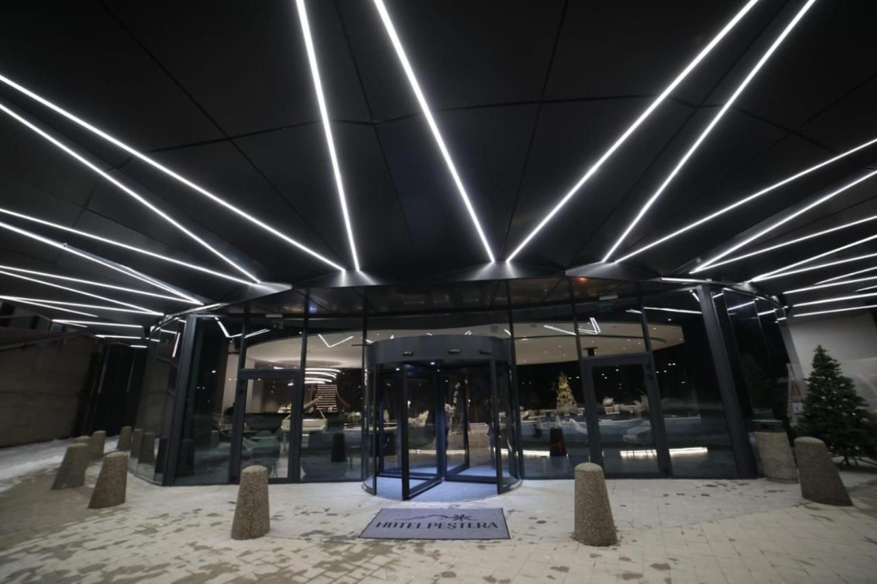 Hotel Pestera Wellness & Spa 莫罗埃尼 外观 照片